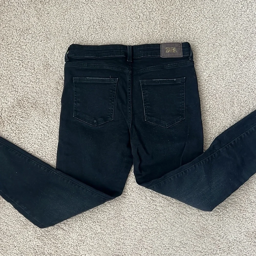 Zara Black Skinny Jeans Frayed Hem size 8 - Picture 4 of 4